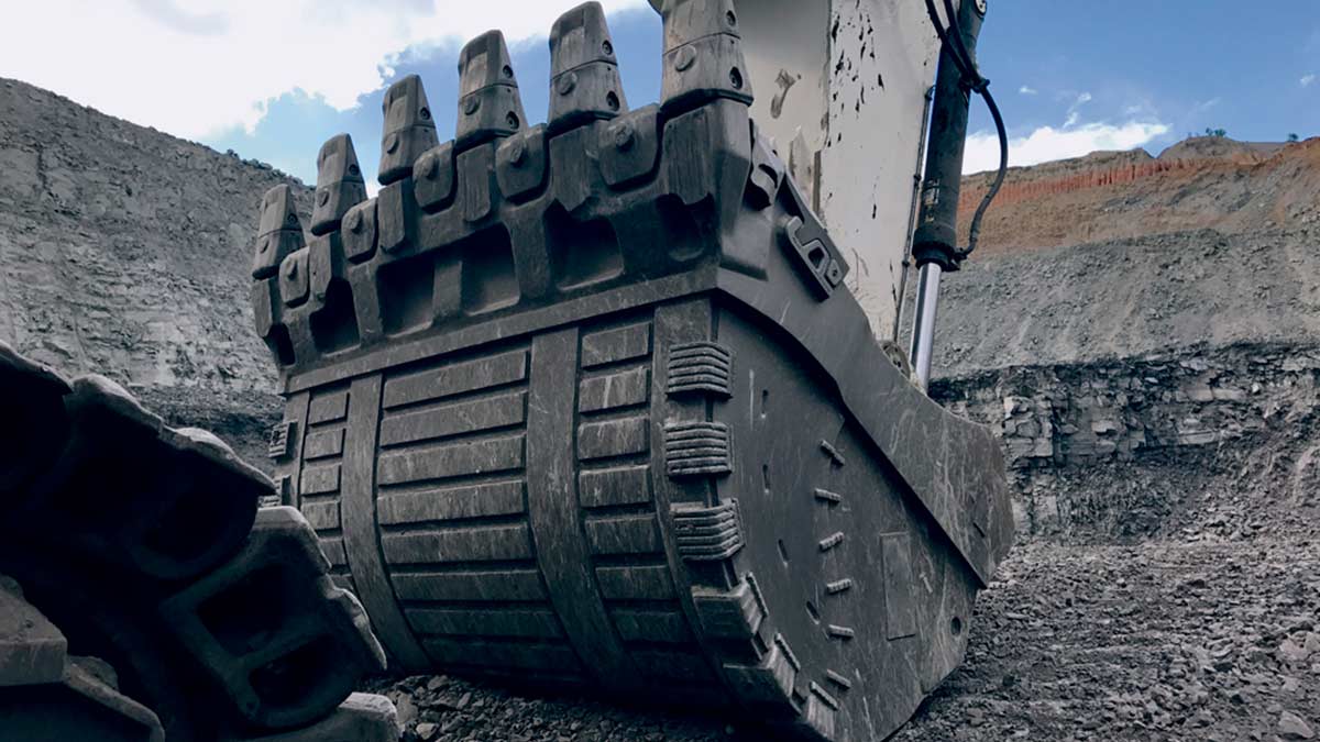 Cast Lips TWINMET equipped with TWINMET and PROMET