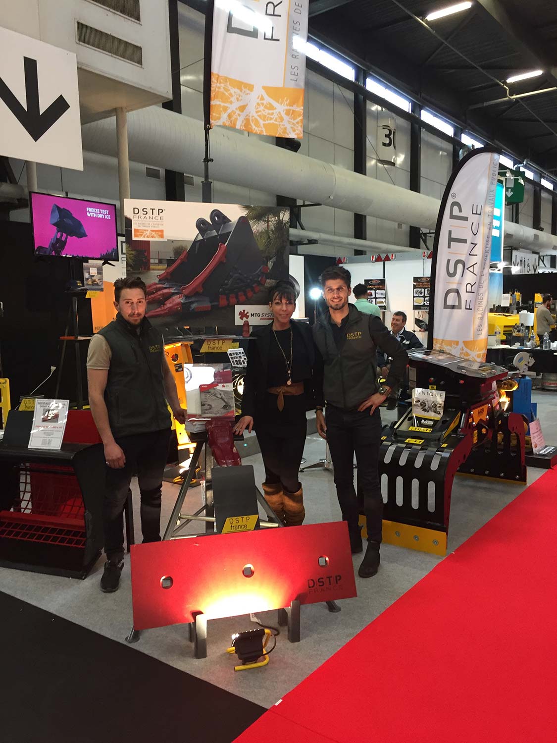 MTG supports its construction distributors at regional trade fairs image