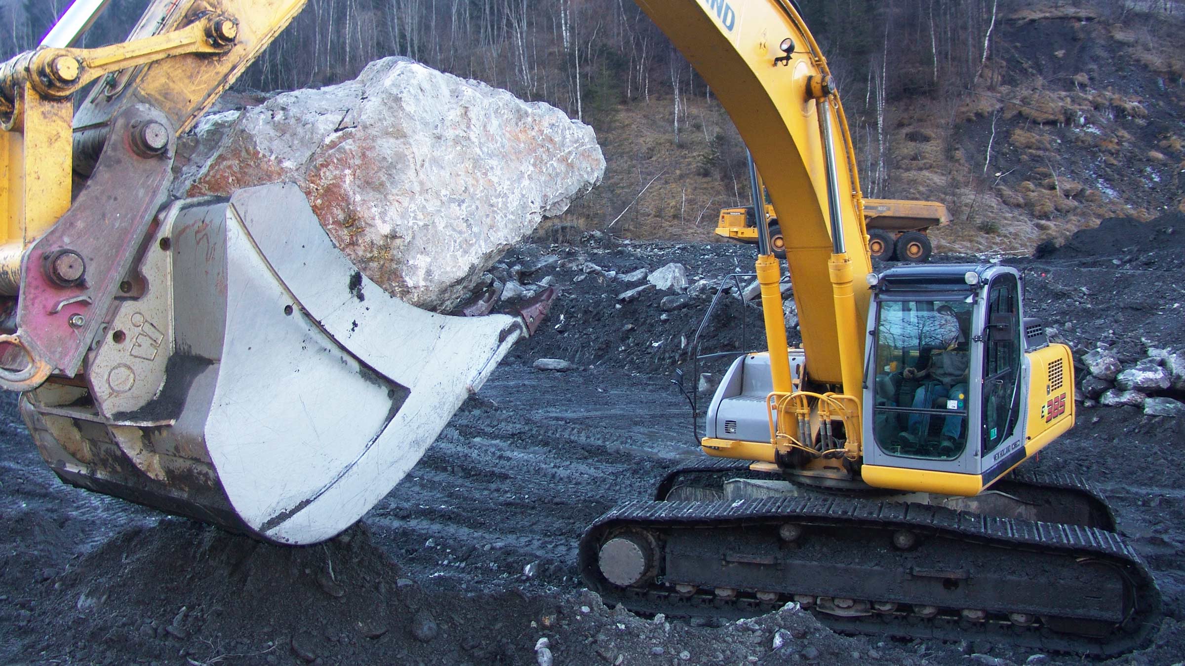 2006_MC45E1_Cat side pin_Austria image