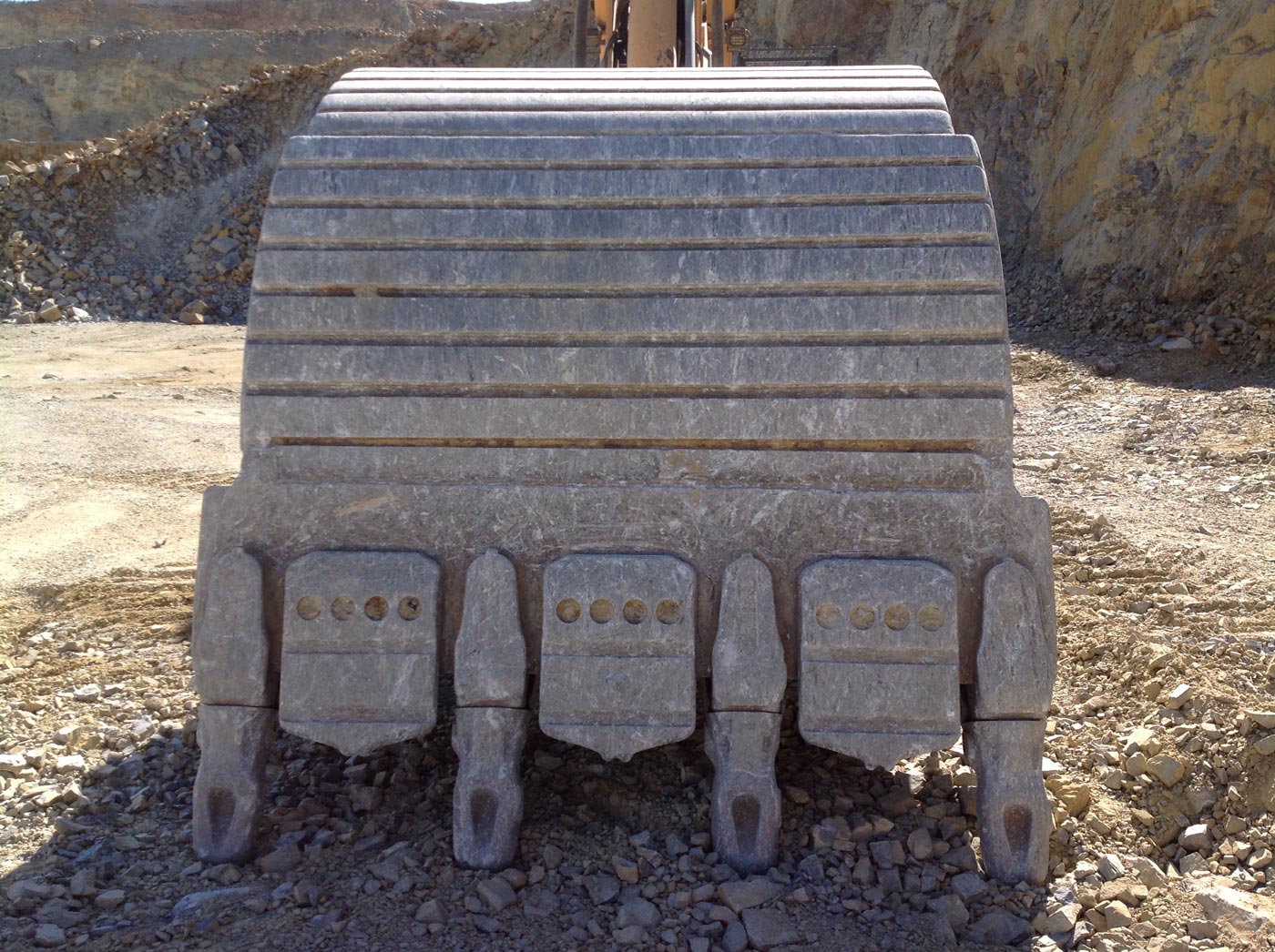 2014_4MA180HD_StarMet_wear_bottom_leg_Francia image